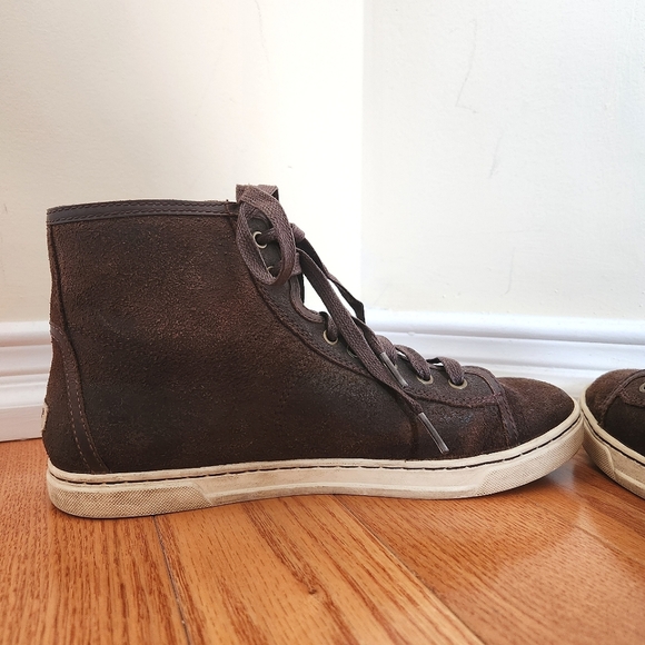 Ugg High Top Sneakers, US9 - Picture 8 of 12